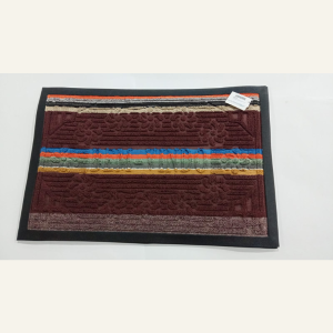 TAPETE ARCO IRIS 40 X 60 BEM VNIDO