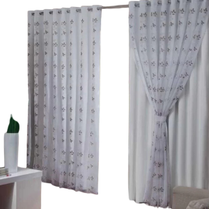 Cortina 300 x 260 Ana Claudia Bordada